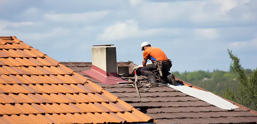Cedar Roof Maintenance in Auburn